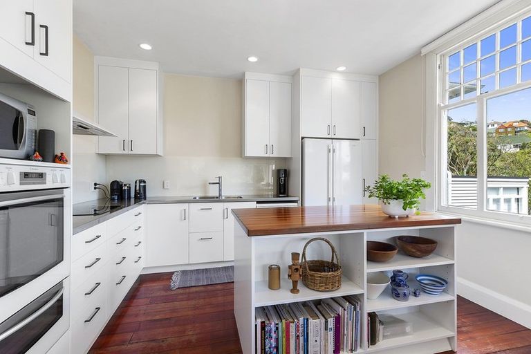 Photo of property in 45 Sefton Street, Wadestown, Wellington, 6012