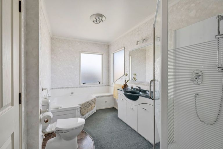 Photo of property in 6 Saddle Row, Welbourn, New Plymouth, 4310