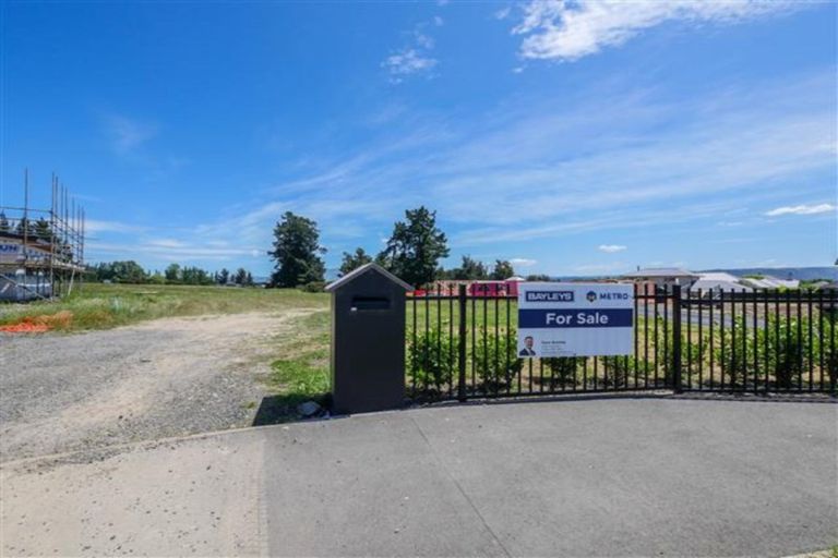 Photo of property in 13 Cuddie Close, East Taieri, Mosgiel, 9024