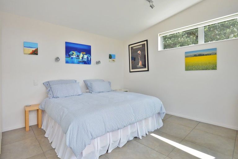 Photo of property in 132 Blue Pacific Parade, Riversdale Beach, Masterton, 5872