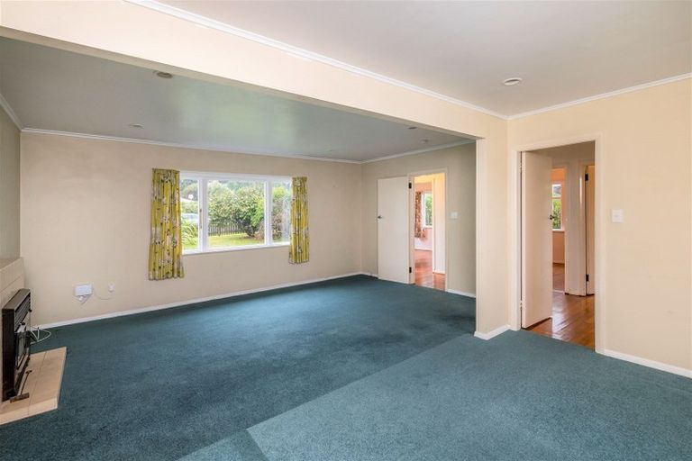 Photo of property in 121 Tilley Road, Paekakariki, 5034