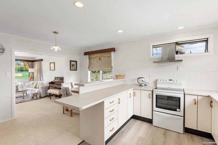 Photo of property in 126 Archers Road, Glenfield, Auckland, 0629