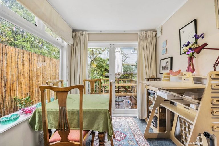 Photo of property in 24 Duppa Street, Berhampore, Wellington, 6023