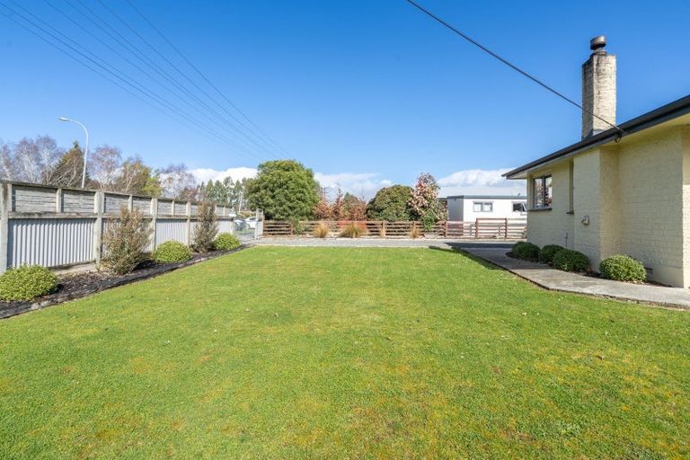 Photo of property in 12 Great North Road, Winton, 9720