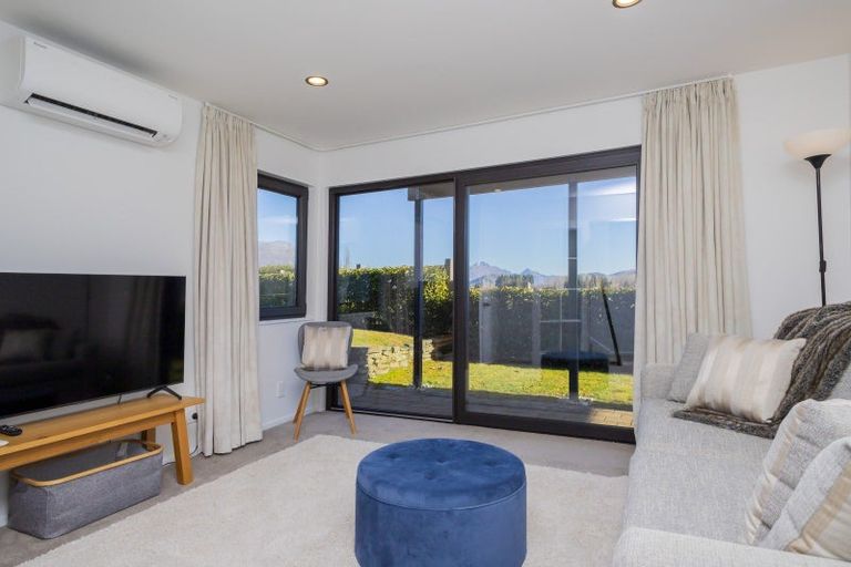 Photo of property in 21 Cotter Avenue, Arrowtown, 9302