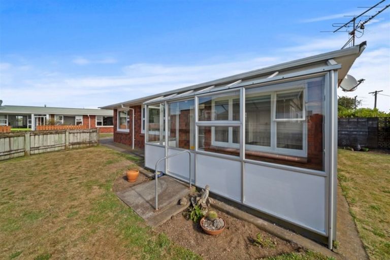 Photo of property in 14 Caledonia Street, Hawera, 4610