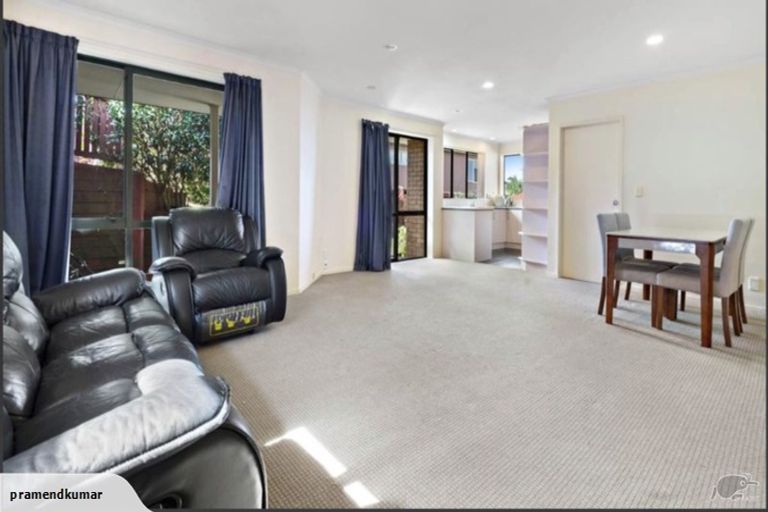 Photo of property in 37 Chieftain Rise, Goodwood Heights, Auckland, 2105