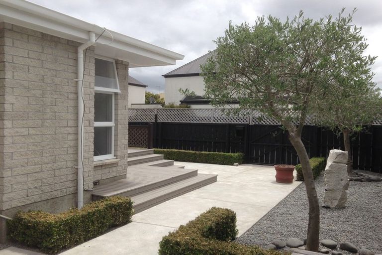 Photo of property in 4/230 Springfield Road, St Albans, Christchurch, 8014