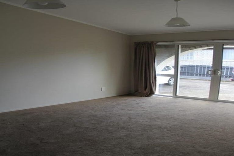 Photo of property in 116b Wellington Street, Pukekohe, 2120