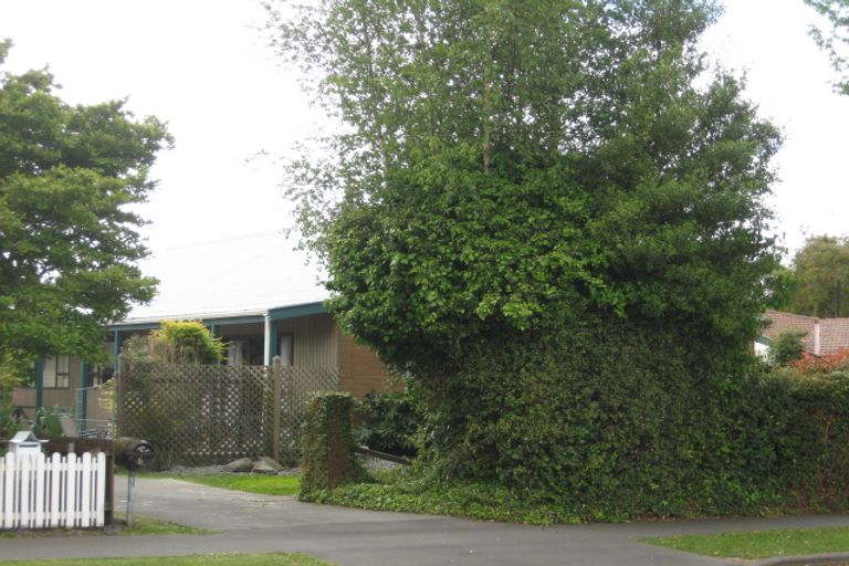 Photo of property in 6 Murmont Street, Bishopdale, Christchurch, 8053