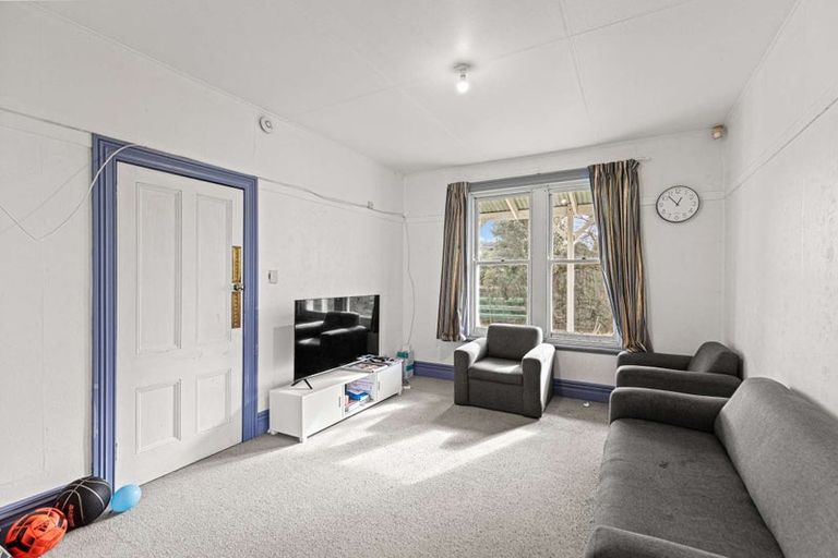 Photo of property in 624 Featherston Street, Roslyn, Palmerston North, 4414