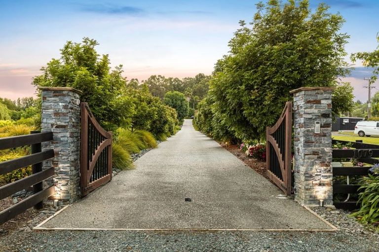 Photo of property in 1079 Kahikatea Flat Road, Waitoki, Kaukapakapa, 0871