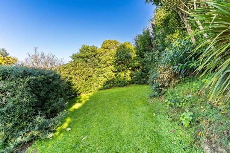 Photo of property in 14 Seaview Terrace, Kew, Dunedin, 9012