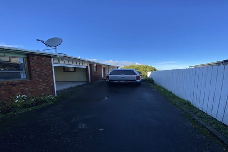 Photo of property in 1/98 Madras Street, Khandallah, Wellington, 6035