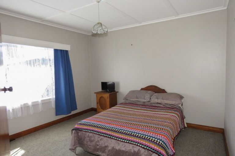 Photo of property in 7 Greenfield Street, Hector, 7822