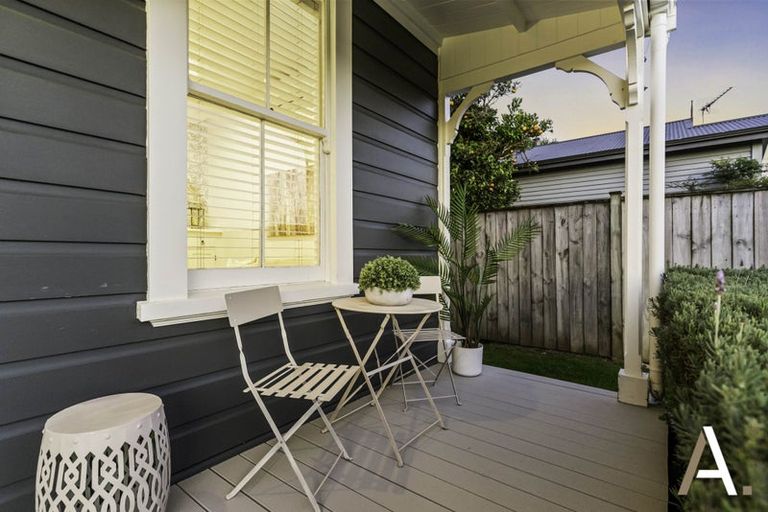 Photo of property in 19 Crown Road, Paerata, Pukekohe, 2676