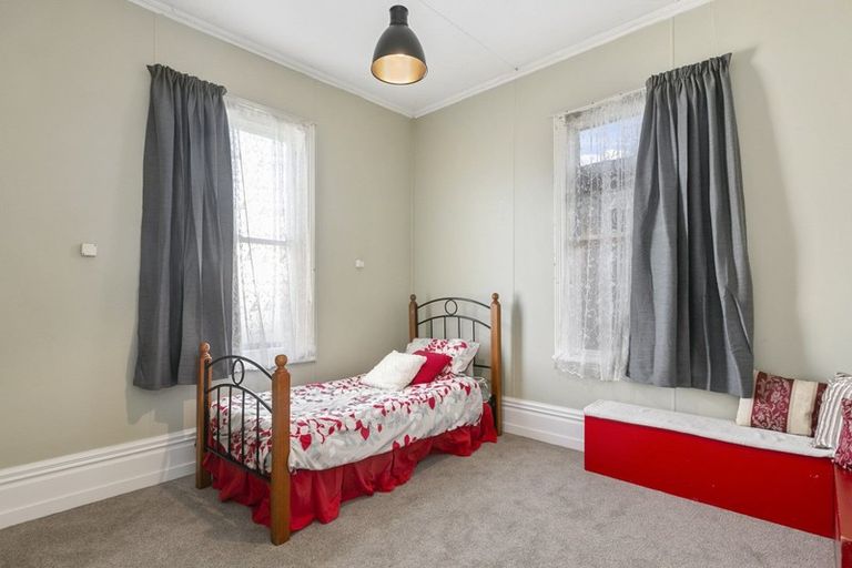 Photo of property in 27 Burns Street, South Dunedin, Dunedin, 9012