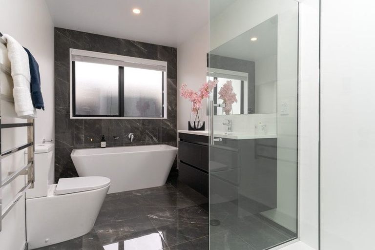 Photo of property in 910 Cashmere Road, Halswell, Christchurch, 8025