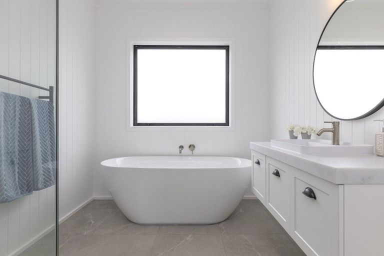 Photo of property in 47 Seven Oaks Drive, Kinloch, Taupo, 3377