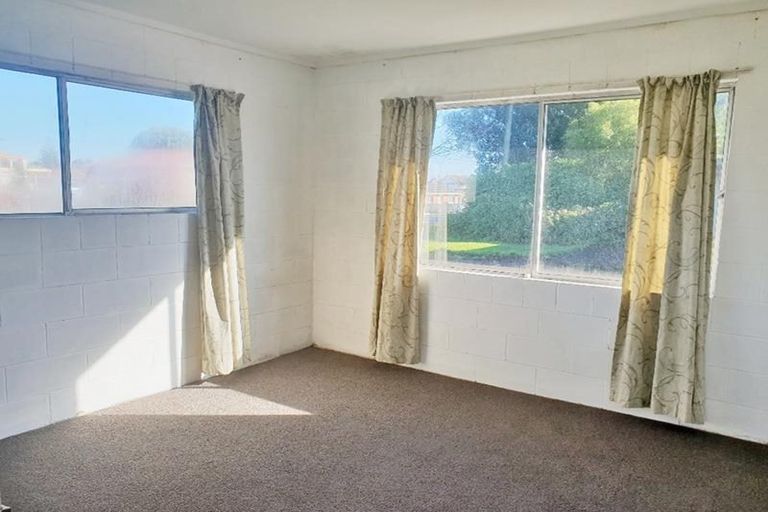 Photo of property in 8/84 Kenderdine Road, Papatoetoe, Auckland, 2025