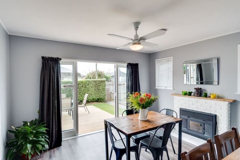 Photo of property in 221 Tudor Avenue, Mayfair, Hastings, 4122