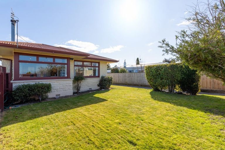 Photo of property in 175 Grimseys Road, Redwood, Christchurch, 8051