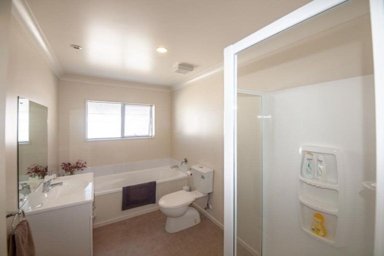 Photo of property in 89 Amesbury Drive, Churton Park, Wellington, 6037