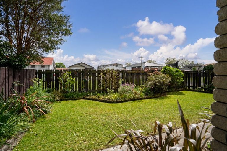 Photo of property in 55b Queen Street, Cambridge, 3434