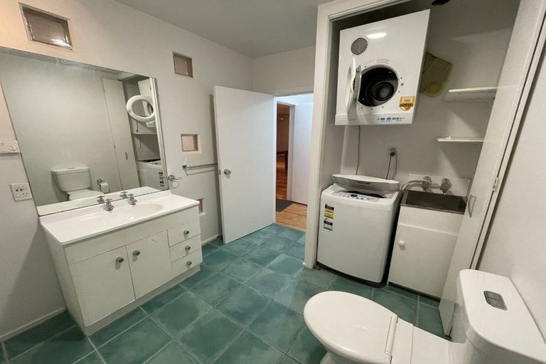 Photo of property in Bond Store Apartments, 8h Egmont Street, Te Aro, Wellington, 6011