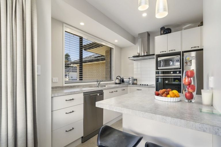 Photo of property in 31 Dreaver Drive, Waitara, 4320