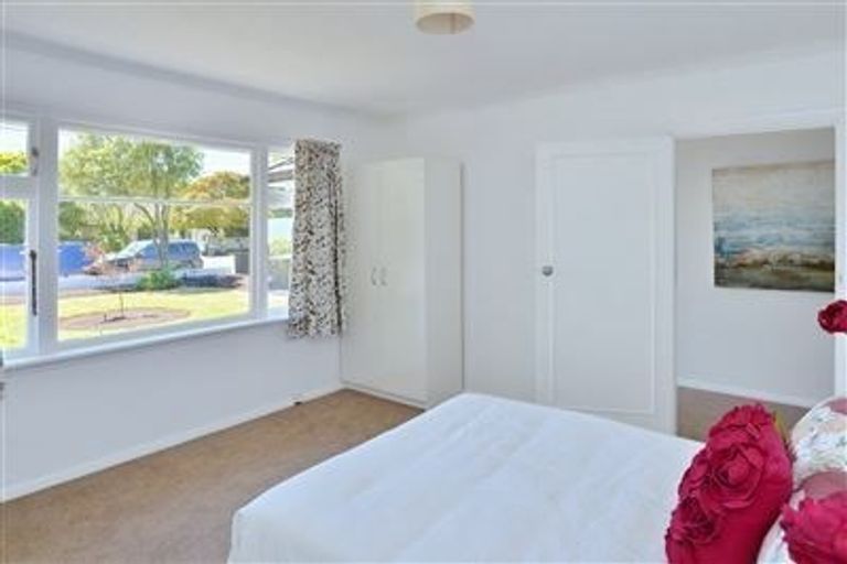 Photo of property in 384 Ilam Road, Bryndwr, Christchurch, 8053