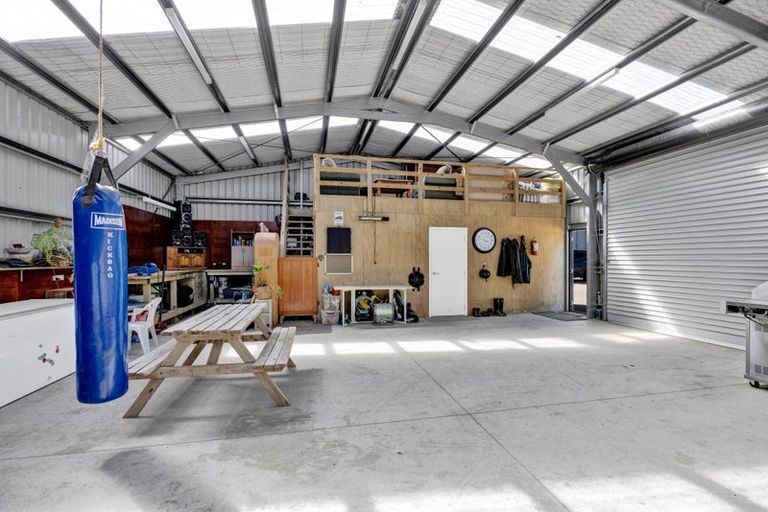 Photo of property in 1491 Eltham Road, Kaponga, Hawera, 4679