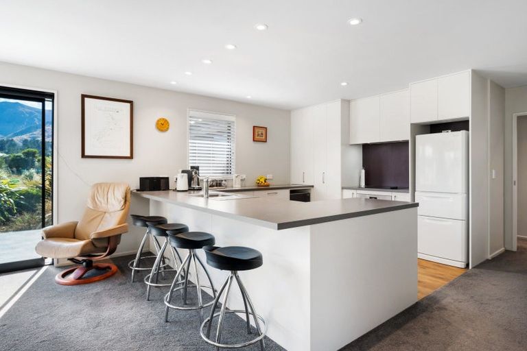 Photo of property in 22 Long Grass Place, Hawea Flat, Wanaka, 9382