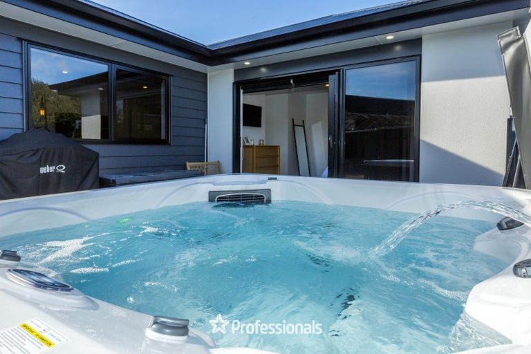 Photo of property in 4 Kerrigan Crescent, Wallaceville, Upper Hutt, 5018