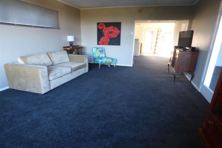Photo of property in 19 Frances Street, Balclutha, 9230