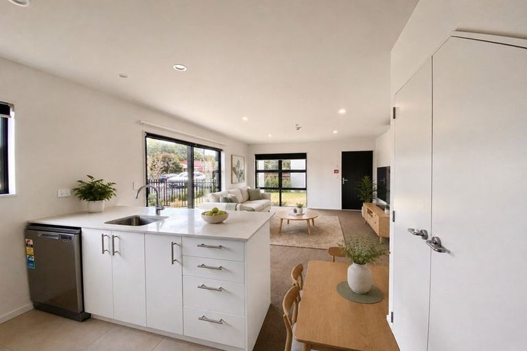 Photo of property in 6/69 Suva Street, Upper Riccarton, Christchurch, 8041