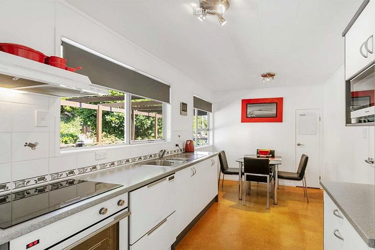Photo of property in 22 Cantina Avenue, Bayview, Auckland, 0629