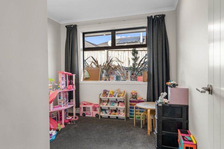 Photo of property in 8 Rosemary Place, Stoke, Nelson, 7011