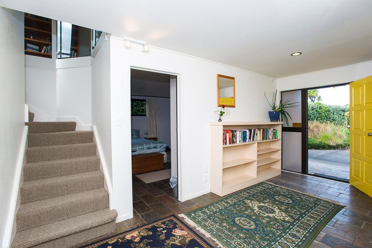 Photo of property in 58 Moana Road, Okitu, Gisborne, 4010