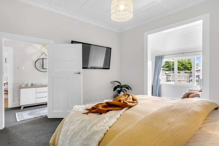 Photo of property in 800 Victoria Street, Parkvale, Hastings, 4122