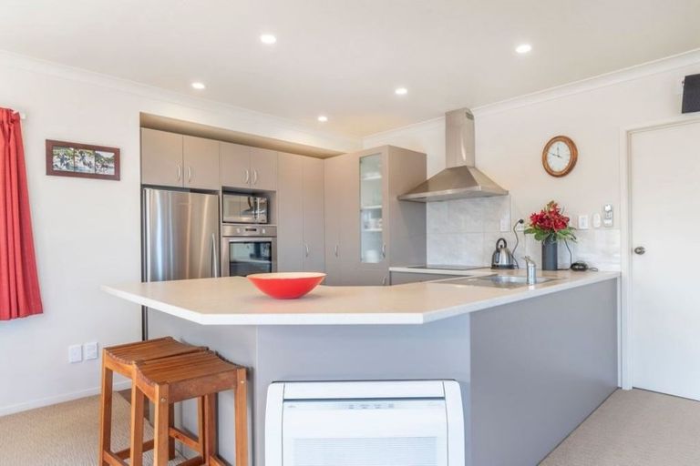 Photo of property in 11 Kaharoa Avenue, Omokoroa, 3114