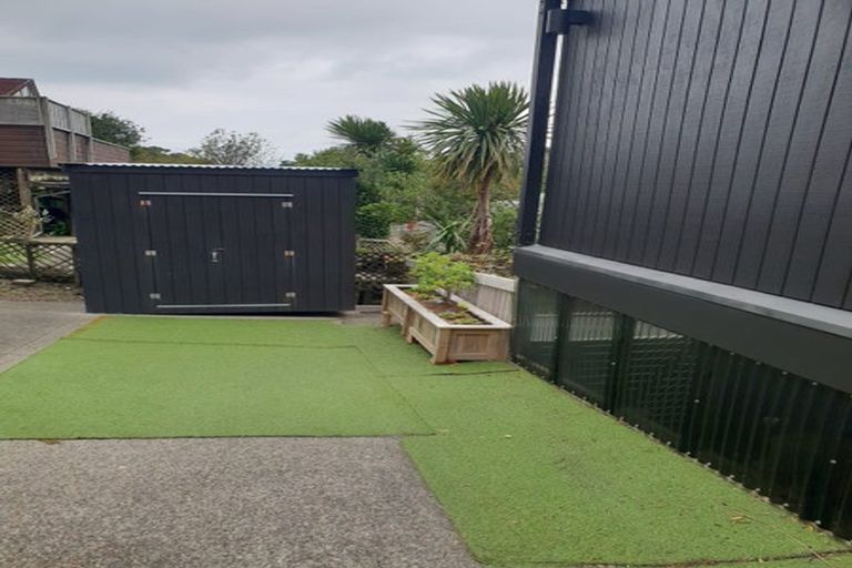 Photo of property in 33 Durness Place, Red Beach, 0932