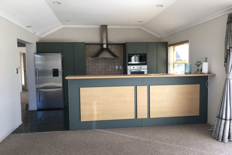 Photo of property in 116 Burswood Drive, Burswood, Auckland, 2013