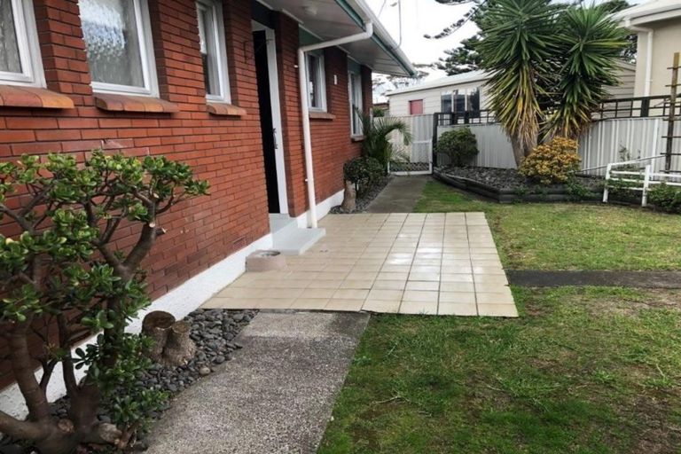 Photo of property in 8a Lodge Avenue, Mount Maunganui, 3116