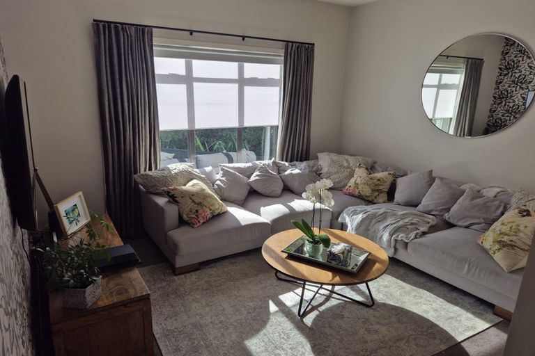 Photo of property in 14 Arthur Carwen Place, Pukekohe, 2120