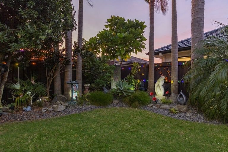 Photo of property in 16 Bermuda Drive, Papamoa Beach, Papamoa, 3118