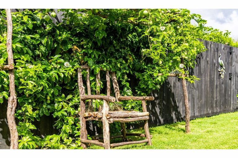 Photo of property in 16 Jack Boyd Drive, Mangawhai Heads, Mangawhai, 0573