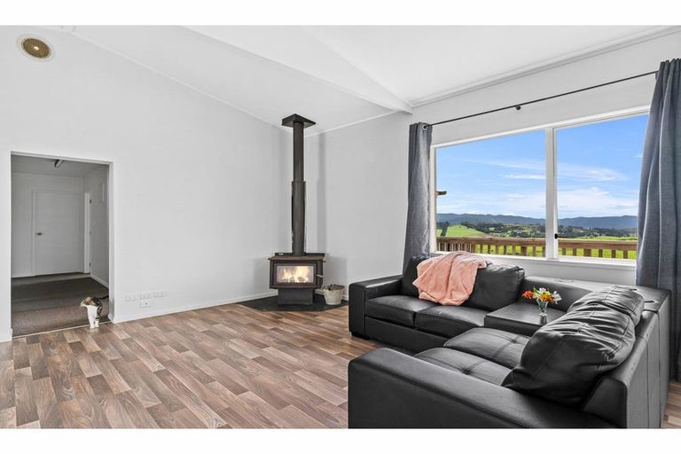 Photo of property in 957 Kaiwaka-mangawhai Road, Hakaru, Wellsford, 0975