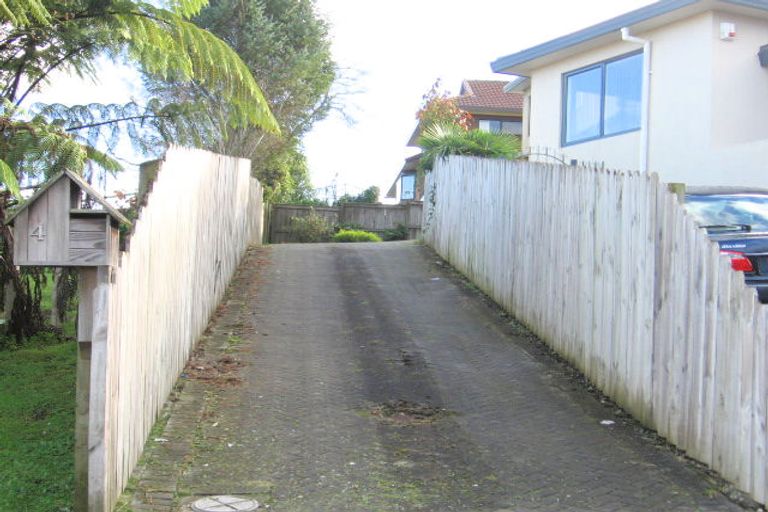 Photo of property in 4 Astelia Place, Goodwood Heights, Auckland, 2105