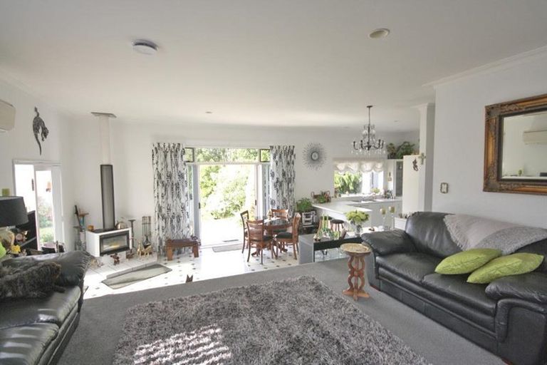 Photo of property in 135b Durrant Drive, Whangamata, 3620
